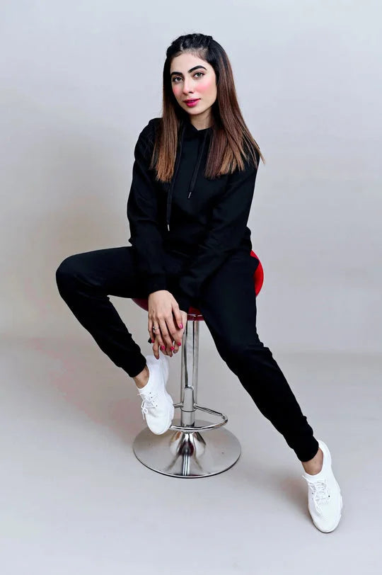 Winter Fleece Fabric Basic Hoodie For Women - Black